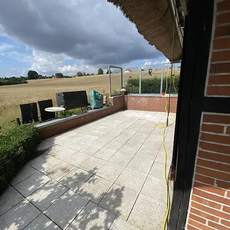 Reetdachhaus Am 別荘 Groß Sarau
