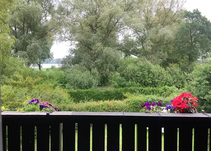 Tatil Evi Reetdachhaus Am Groß Sarau